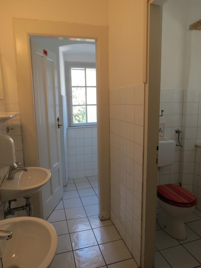 Hi Hostel Veli Losinj Bagian luar foto